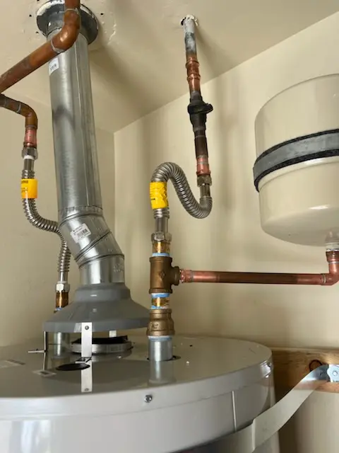 Water heater installation and plumbing repair in Washington Heights